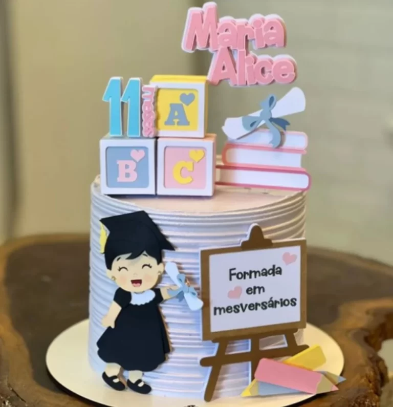 Arquivo Topo de Bolo Formatura Menina